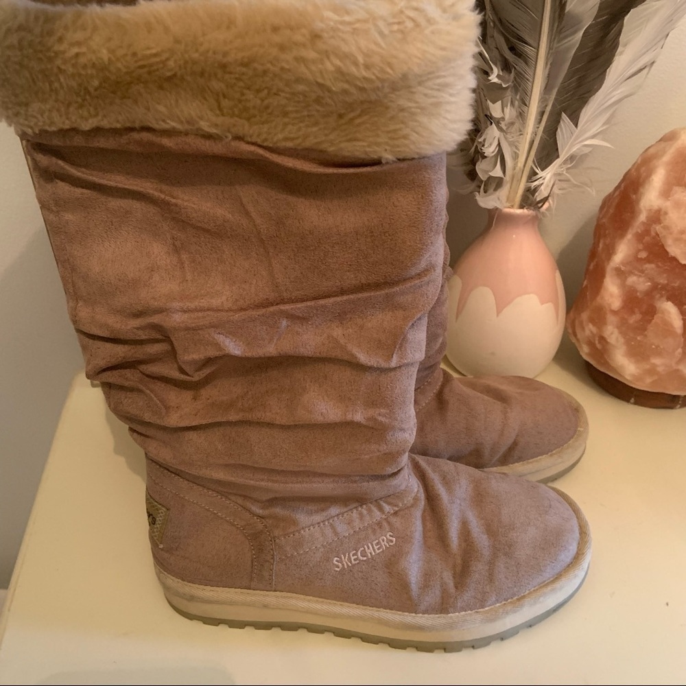SKETCHERS beige faux suede size 7 women’s boots - Picture 2 of 10